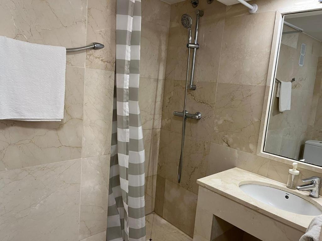 Illescas Apartamento Estepona Kültér fotó